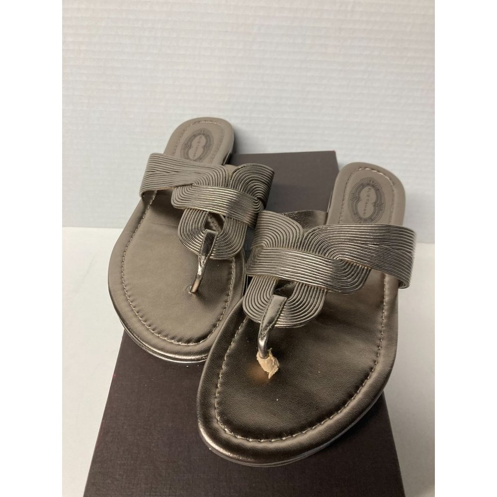 Like New Elie Tahari Womens Sandals Size 8 Clea Thong Metallic Gold